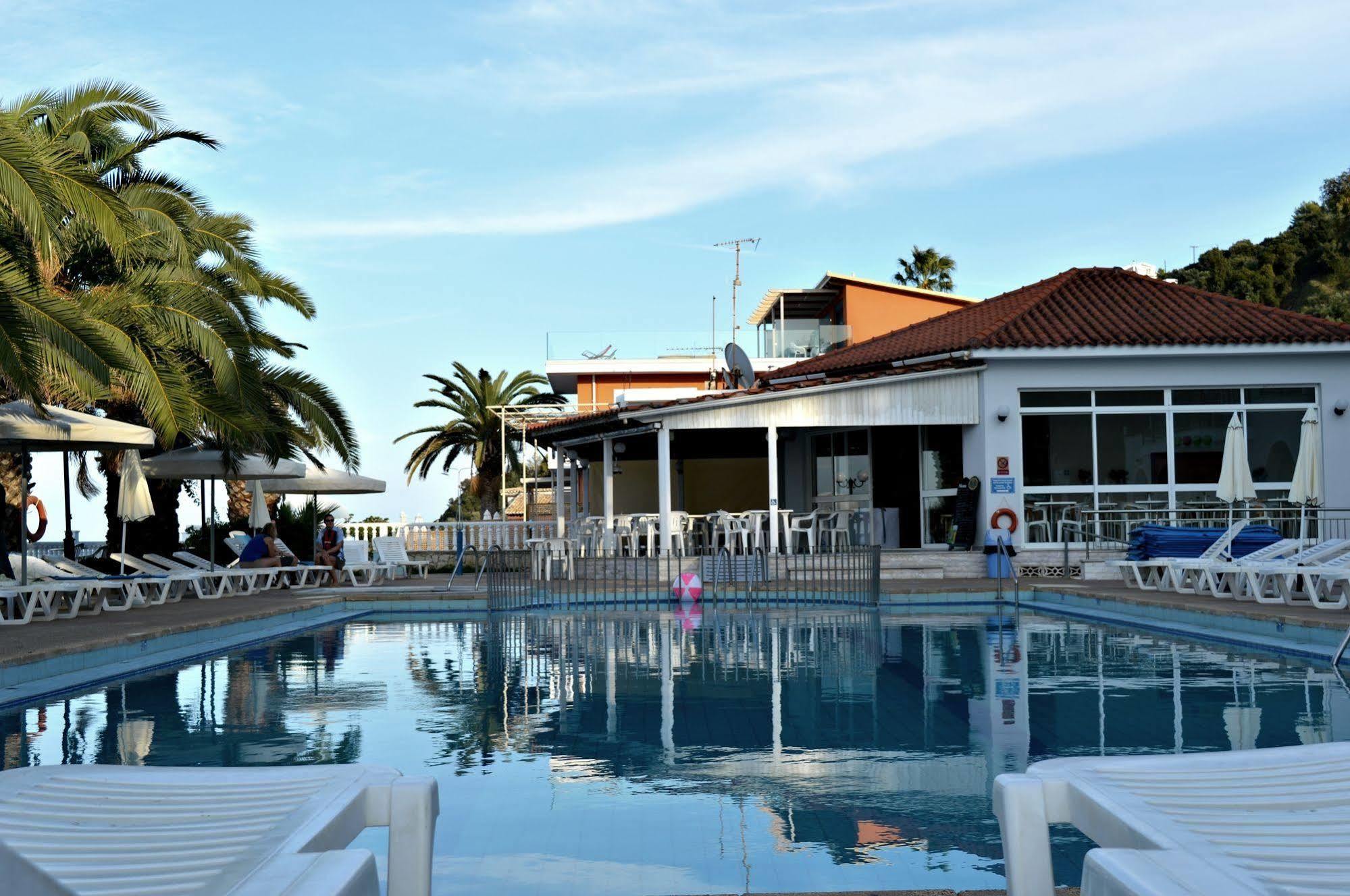 Paradise Beach Camping Platys Gialos  Luaran gambar